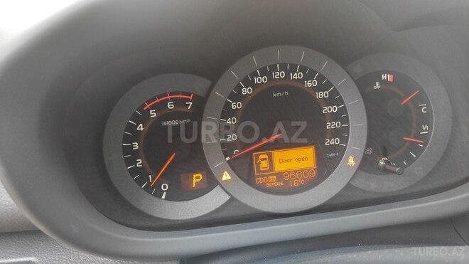 Toyota RAV4 2011, 96,609 km - 2.2 л - Bakı