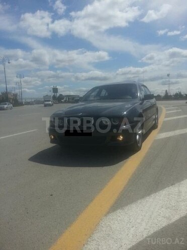 BMW 523 1998, 280,000 km - 2.5 l - Sumqayıt