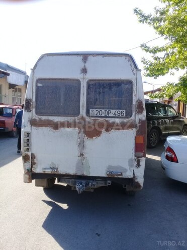 Mercedes 208 D 1994, 697,000 km - 0.1 l - Bərdə