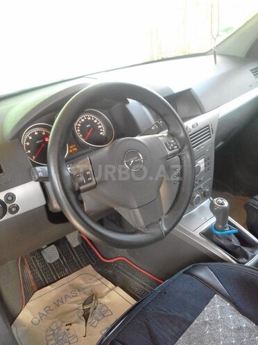 Opel Astra 2006, 145,000 km - 1.4 l - Bakı