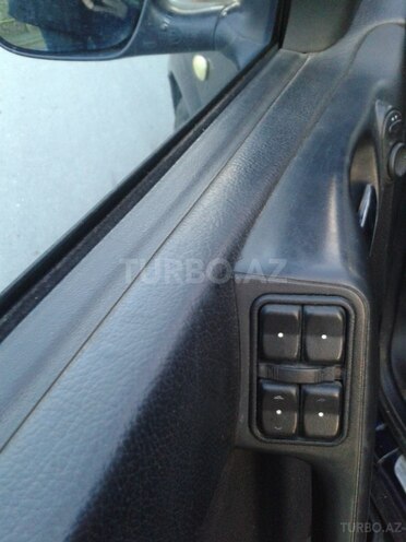 Opel Astra 1998, 37,500 km - 1.6 l - Qax