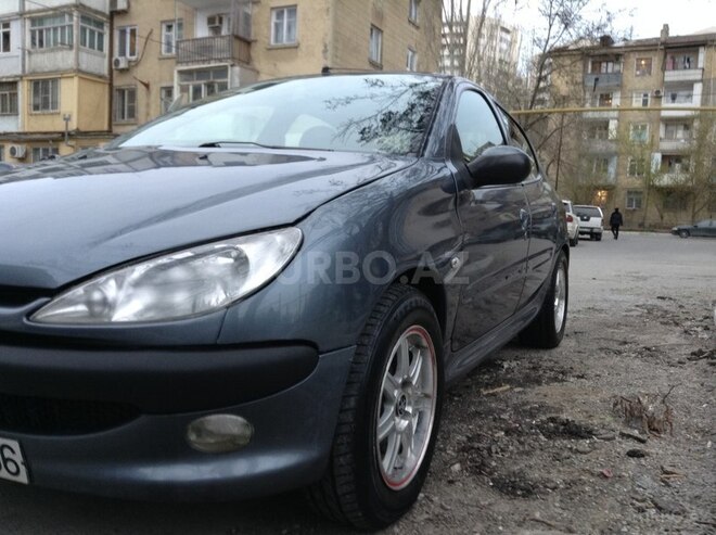 Peugeot 206 2006, 205,000 km - 1.4 l - Bakı