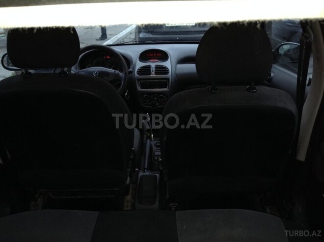 Peugeot 206 2006, 205,000 km - 1.4 l - Bakı