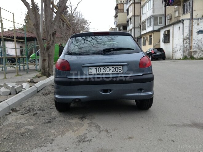 Peugeot 206 2006, 205,000 km - 1.4 l - Bakı