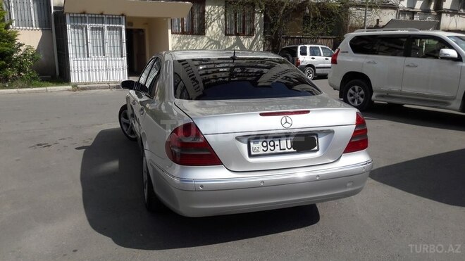 Mercedes E 200 2004, 235,689 km - 2.0 l - Bakı