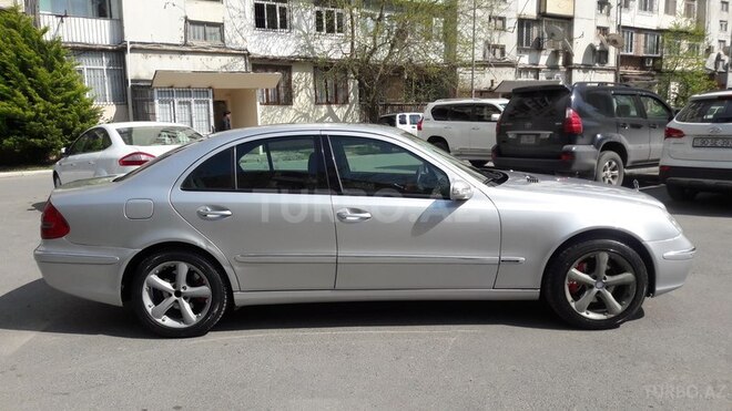 Mercedes E 200 2004, 235,689 km - 2.0 l - Bakı