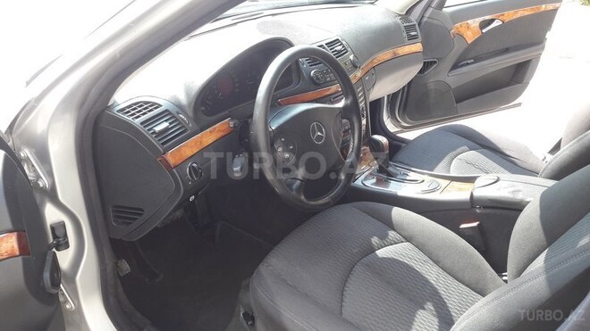 Mercedes E 200 2004, 235,689 km - 2.0 l - Bakı