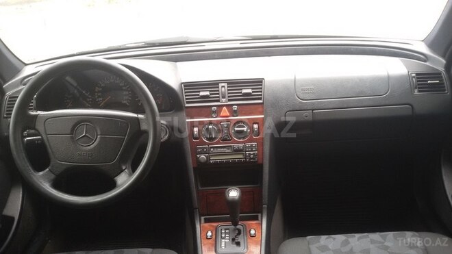 Mercedes A 180 1997, 180,000 km - 1.8 l - Bakı