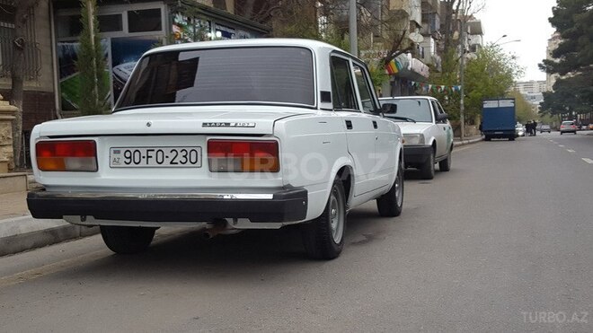 LADA (VAZ) 2107 2009, 105,000 km - 1.6 l - Bakı