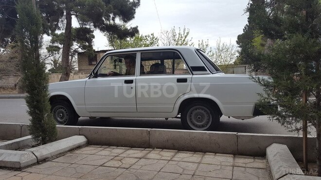 LADA (VAZ) 2107 2009, 105,000 km - 1.6 l - Bakı
