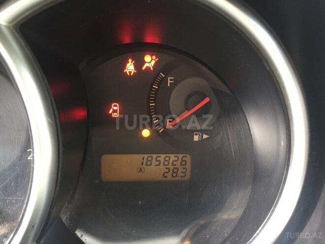 Nissan Tiida 2006, 185,826 km - 1.6 л - Bakı