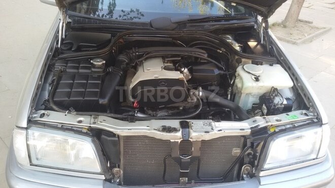 Mercedes C 180 1997, 300,000 km - 1.8 l - Bakı