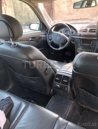 Mercedes E 240 2002, 274,829 km - 2.6 l - Bakı