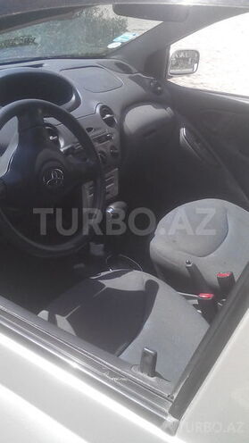 Toyota Vitz 2002, 167,500 km - 1.3 l - Bakı