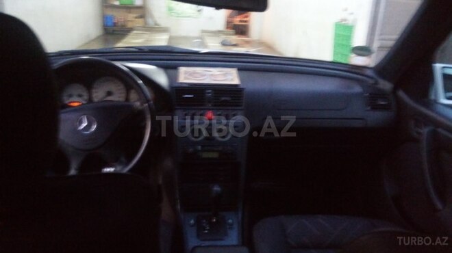 Mercedes C 240 2000, 210,000 km - 2.4 l - Bakı