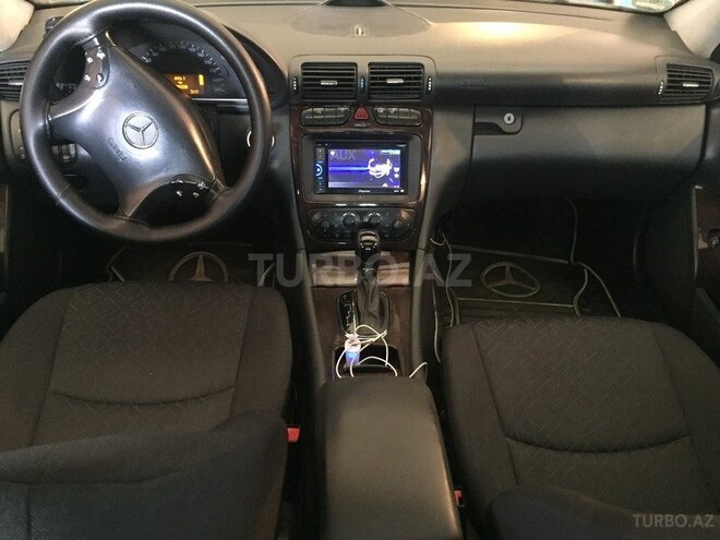 Mercedes C 200 2000, 280,000 km - 2.0 л - Bakı