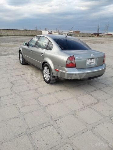 Volkswagen Passat 2003, 144,000 km - 1.8 l - Bakı