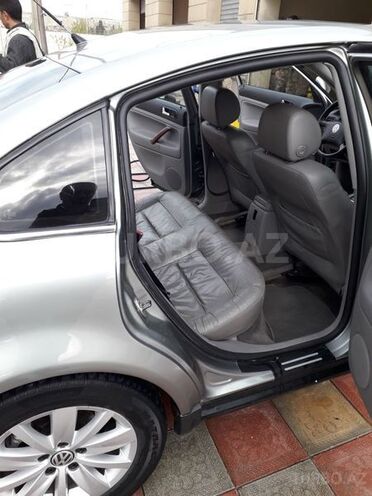 Volkswagen Passat 2003, 144,000 km - 1.8 l - Bakı