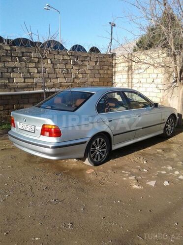 BMW 523 1997, 280,000 km - 2.5 l - Bakı