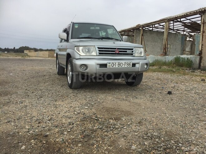 Mitsubishi Pajero io 1999, 200,000 km - 1.8 l - Sumqayıt