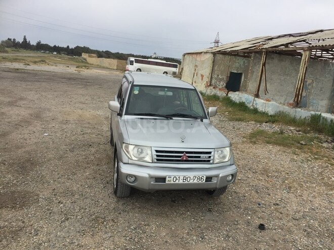 Mitsubishi Pajero io 1999, 200,000 km - 1.8 l - Sumqayıt