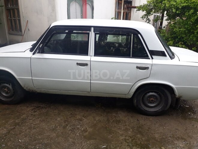 LADA (VAZ) 21011 1976, 30,000 km - 0.1 l - Ucar