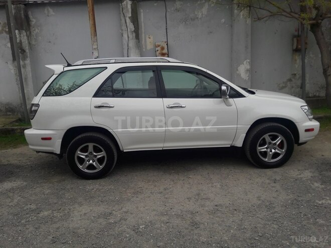Toyota Harrier 2002, 170,000 km - 2.4 л - Bakı