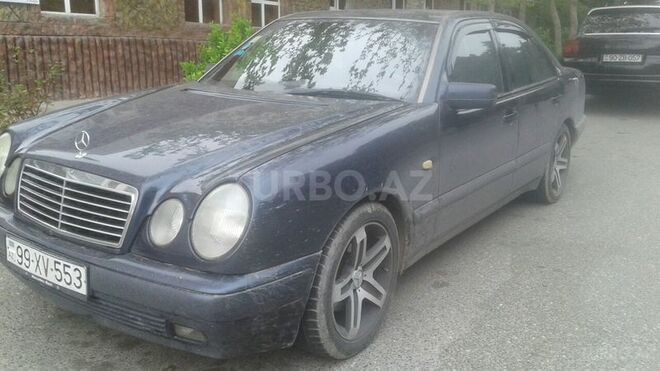 Mercedes E 280 1996, 215,000 km - 2.8 l - Bakı
