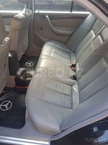 Mercedes C 230 2000, 218,000 km - 2.3 l - Bakı