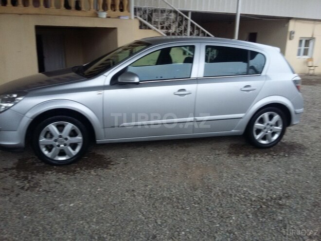 Opel Astra 2004, 191,500 km - 1.8 l - Bakı