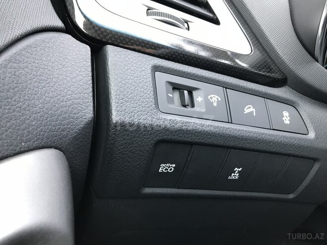 Hyundai Santa Fe 2015, 16,500 km - 2.4 л - Bakı