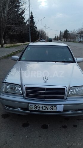 Mercedes C 180 1999, 298,570 km - 1.8 л - Yevlax