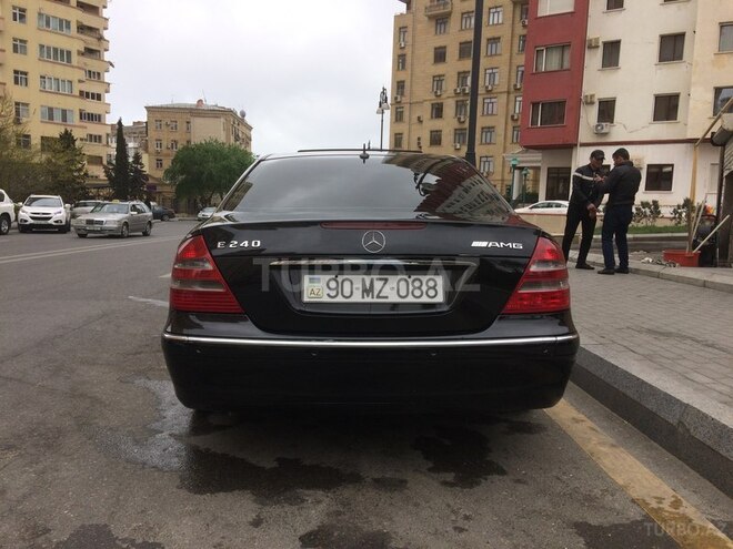 Mercedes E 240 2004, 208,000 km - 2.6 л - Bakı