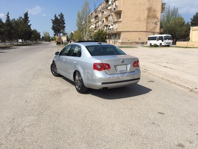 Volkswagen Jetta 2005, 170,000 km - 2.5 л - Sumqayıt