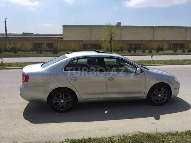 Volkswagen Jetta 2005, 170,000 km - 2.5 л - Sumqayıt