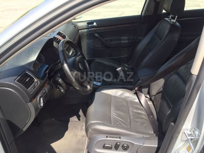 Volkswagen Jetta 2005, 170,000 km - 2.5 л - Sumqayıt