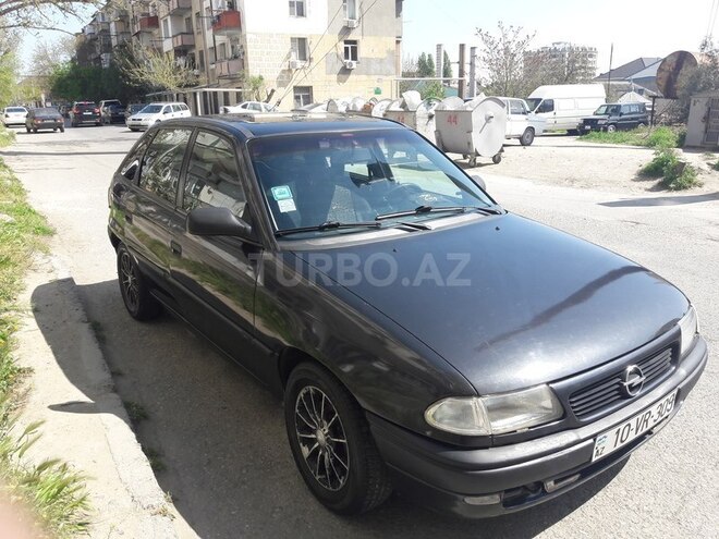 Opel Astra 1995, 301,245 km - 1.6 l - Bakı