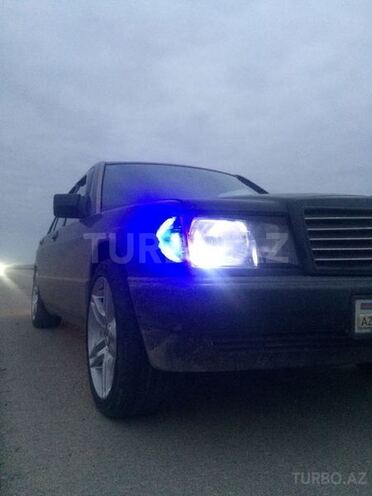 Mercedes 190 1992, 450,000 km - 2.3 l - Bakı