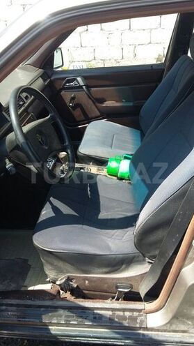 Mercedes E 260 1989, 365,550 km - 2.6 l - Bakı