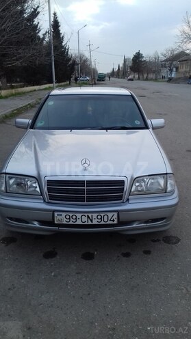 Mercedes C 180 1999, 297,587 km - 1.8 л - Yevlax