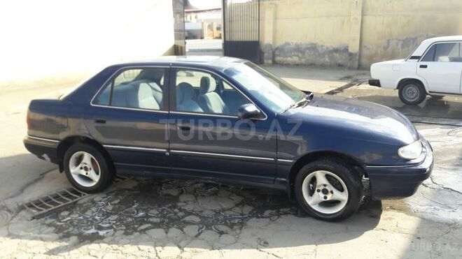 Hyundai Elantra 1994, 281,000 km - 1.6 l - Gəncə