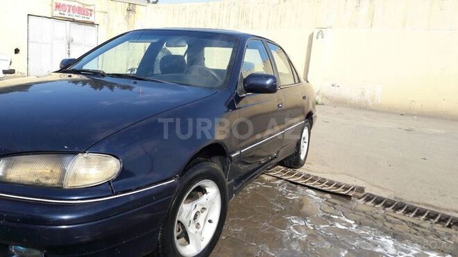 Hyundai Elantra 1994, 281,000 km - 1.6 l - Gəncə