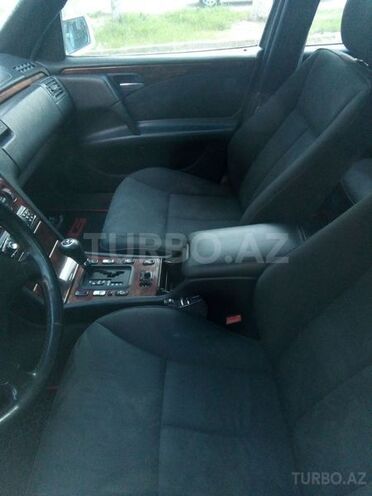 Mercedes E 290 1999, 316,000 km - 2.9 l - Sumqayıt