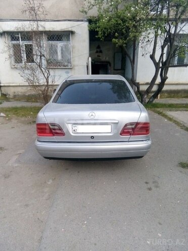 Mercedes E 290 1999, 316,000 km - 2.9 l - Sumqayıt