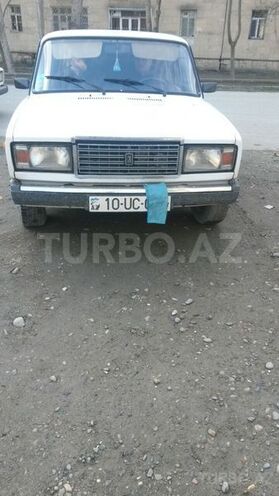 LADA (VAZ) 2107 2011, 24,000 km - 1.6 l - Naftalan