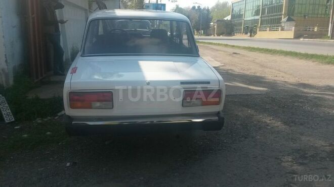 LADA (VAZ) 2107 2011, 24,000 km - 1.6 l - Naftalan