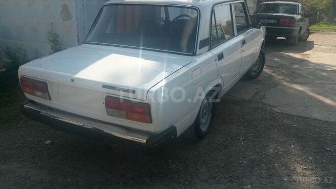 LADA (VAZ) 2107 2011, 24,000 km - 1.6 l - Naftalan