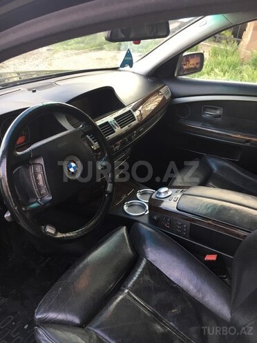 BMW 745 2003, 269,000 km - 4.5 l - Bakı
