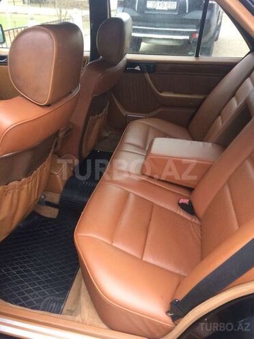 Mercedes E 280 1995, 322,000 km - 2.8 l - Bakı