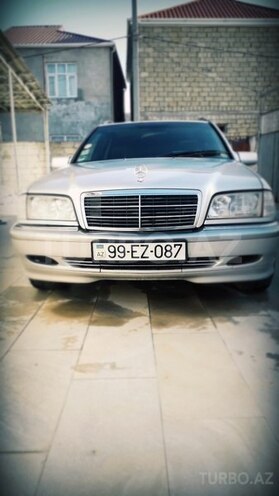 Mercedes C 240 2000, 220,000 km - 2.6 l - Bakı